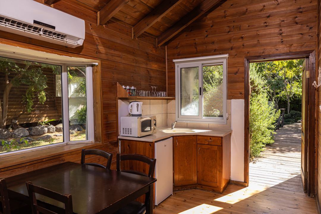 AdrianbyISOGroup(18of152)